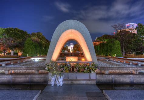 Casa de la Memoria: A Poignant Reminder of Past Struggles and a Symbol of Hope for Peace!